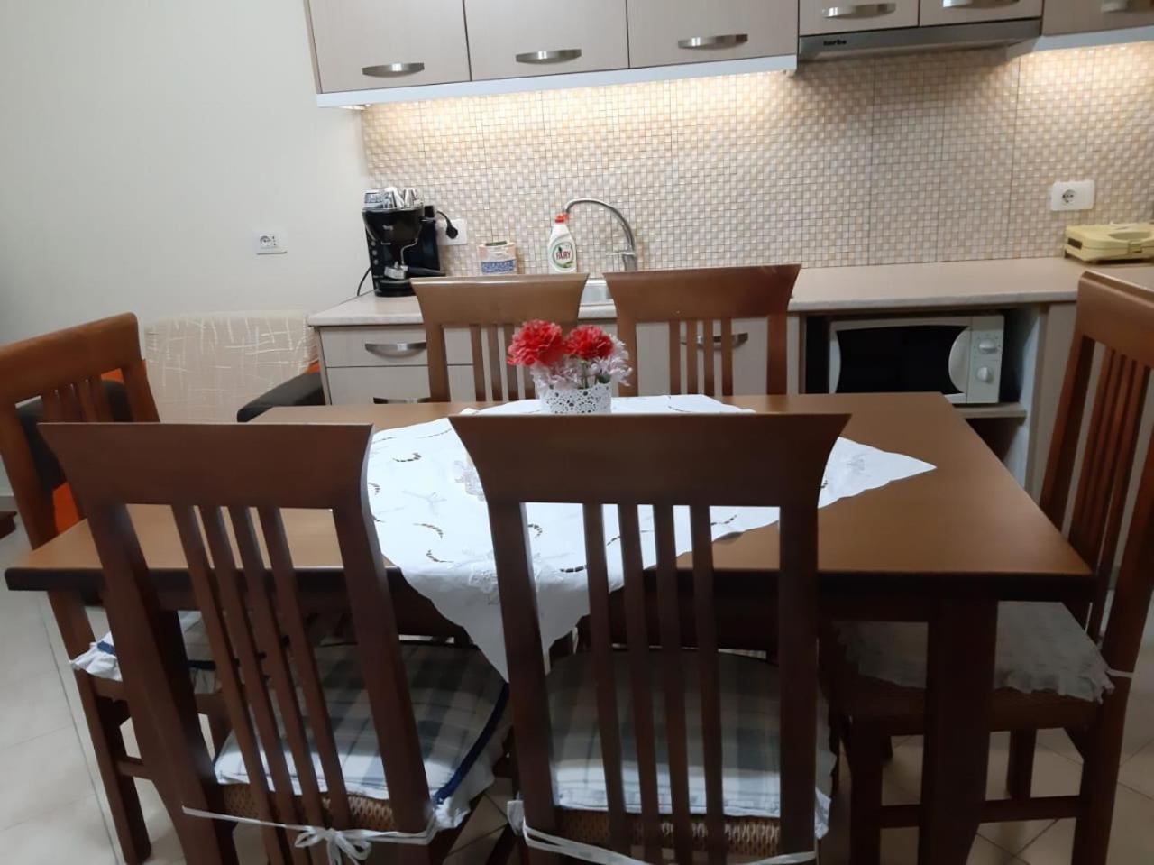 Meni'S Family Apartament Saranda Extérieur photo