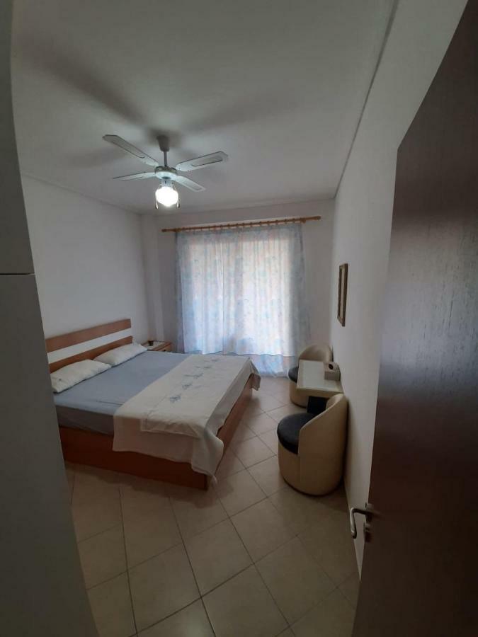 Meni'S Family Apartament Saranda Extérieur photo